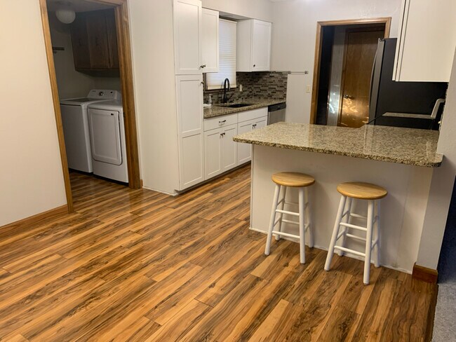 Foto del edificio - 2036 Marc Ave