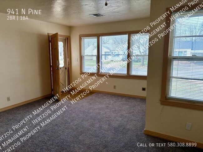 Foto del edificio - 941 N Pine-
