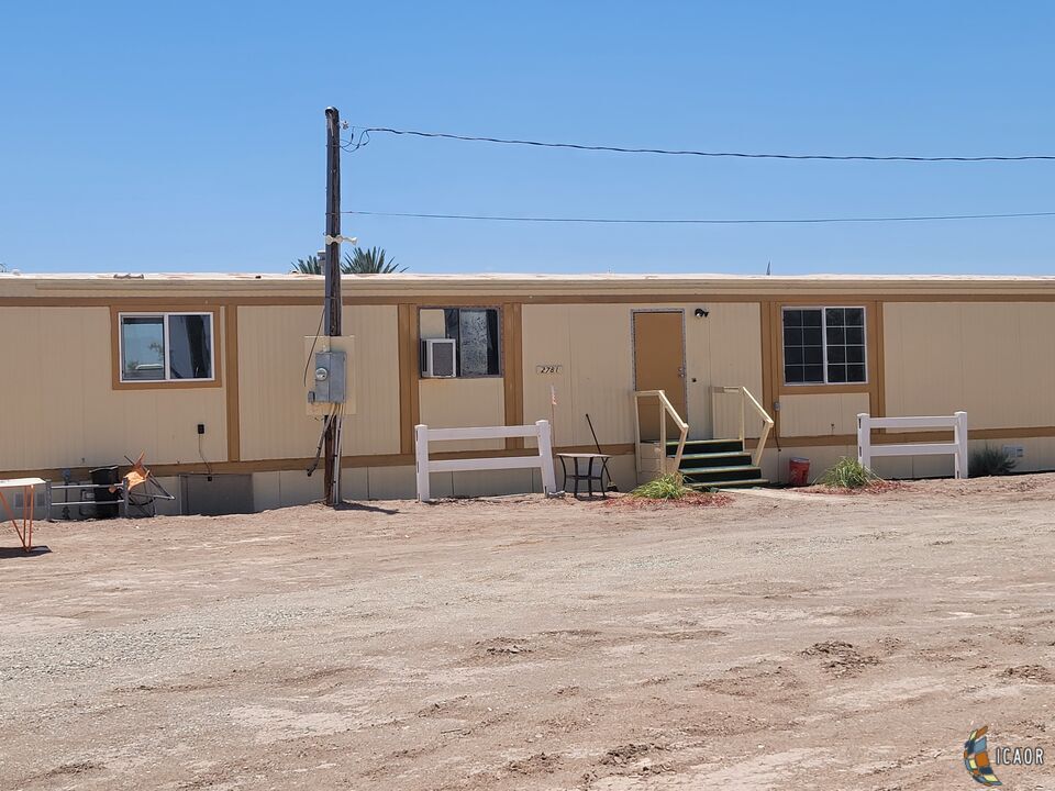 Primary Photo - 2781 W Evan Hewes Hwy