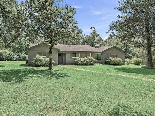 Building Photo - 165 Morris Dr