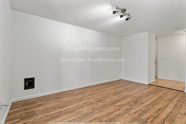 Foto del edificio - One Bedroom Escape In the Heart of Oregon City - Ground Floor Unit!
