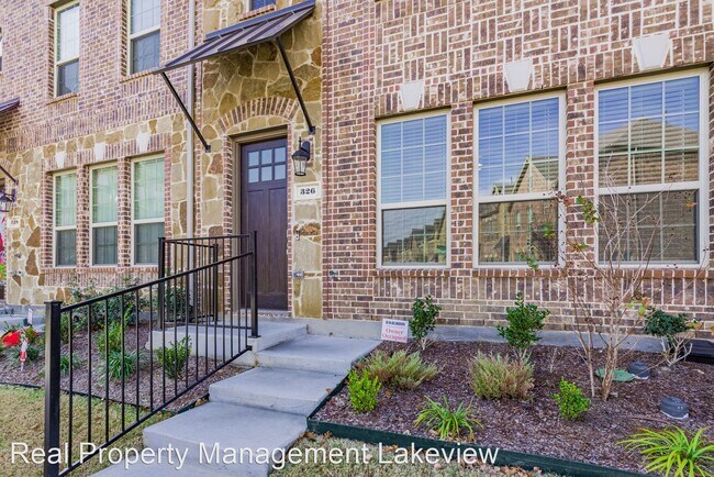 Building Photo - 3 br, 3.5 bath House - 326 Shasta Drive