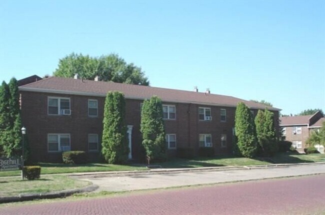 Foto del edificio - 1025 Bridge Ave