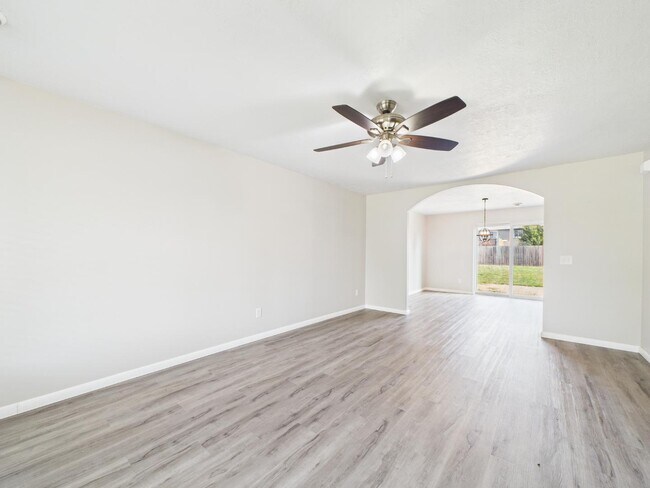 Foto del edificio - 806 Hemlock St