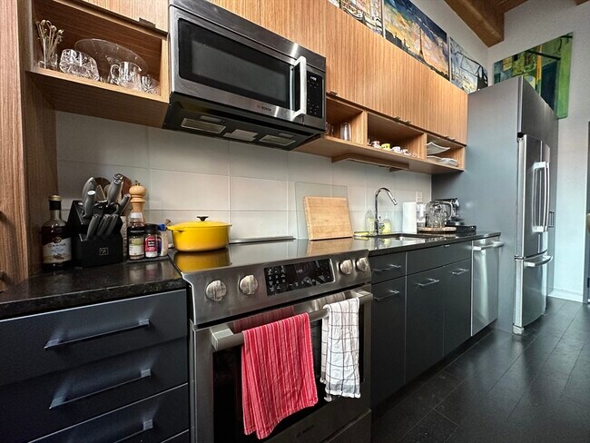 Foto del edificio - 319 A St