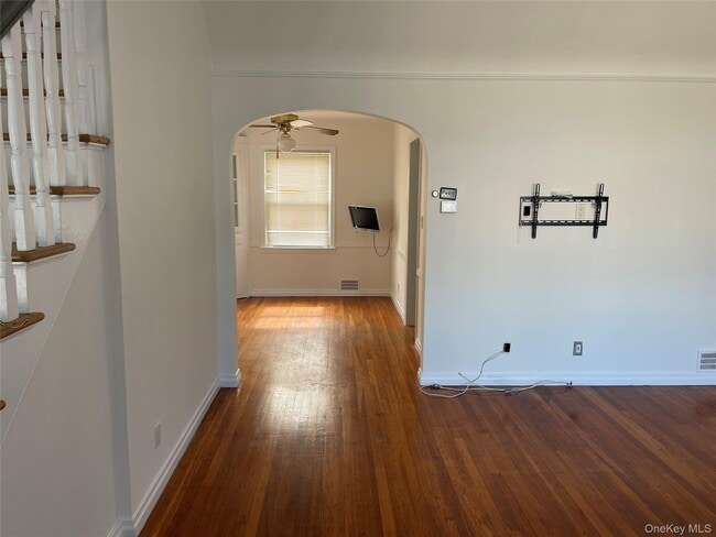 Foto del edificio - 8 Cameron Ln