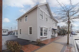 Building Photo - 72 S Main St