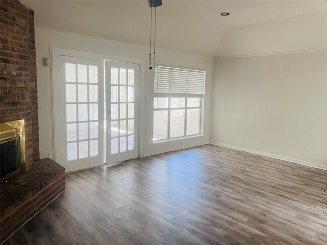 Foto del edificio - 3907 Windmill St