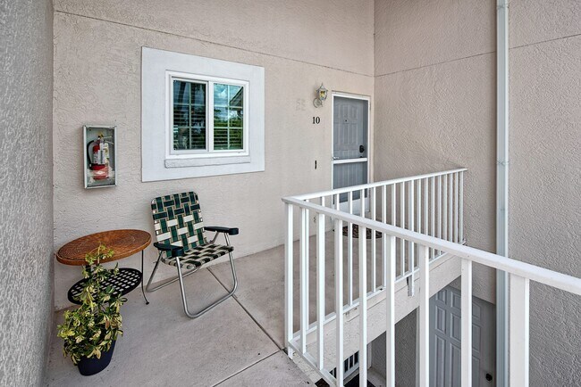 Foto del edificio - Available now - 2BR/2BA 2nd floor turnkey ...