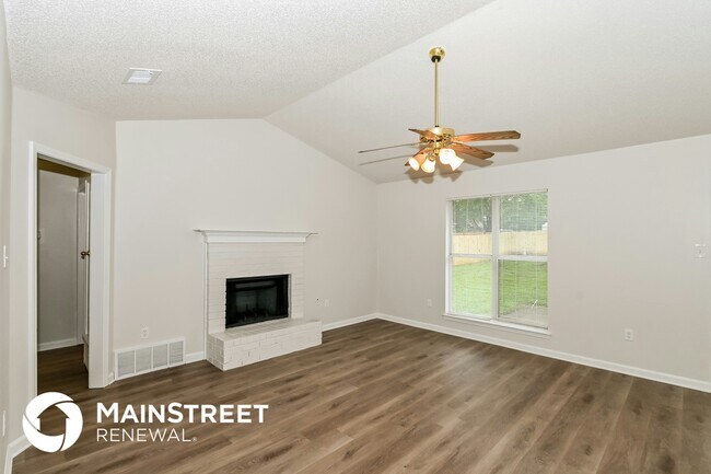 Foto del edificio - 10676 Oak Cir N