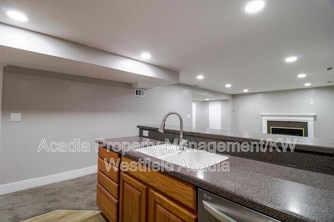 Building Photo - 3340 S Terrace View Dr