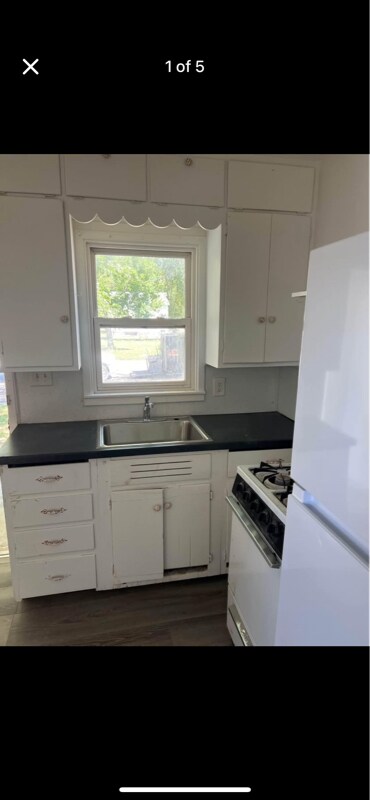 Foto principal - 521 2nd Ave SE