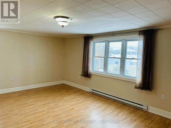 Building Photo - 61 Bolton St