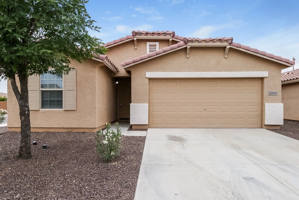 Foto principal - 37914 N Beverly Ave