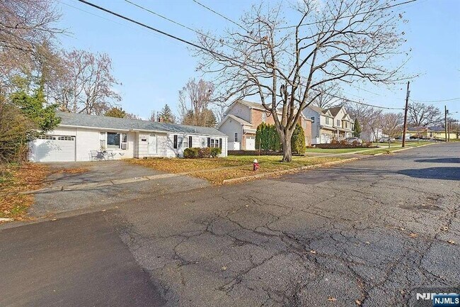 Foto del edificio - 172 Lozier Terrace