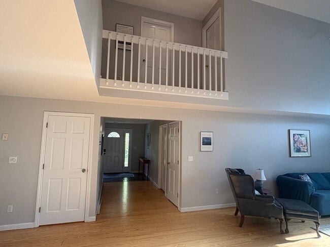 Foto del edificio - 60 Homestead Ln