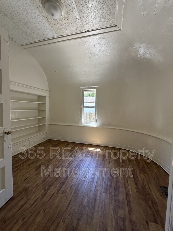 Foto del edificio - 1227 12th Ave