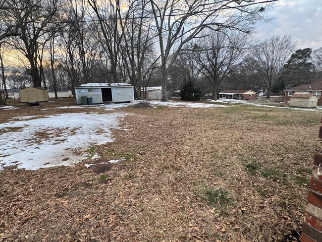 Foto del edificio - 261 State Rd S-42-9222