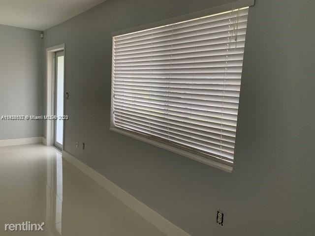 Foto del edificio - 3 br, 1 bath House - 12030 SW 181st St
