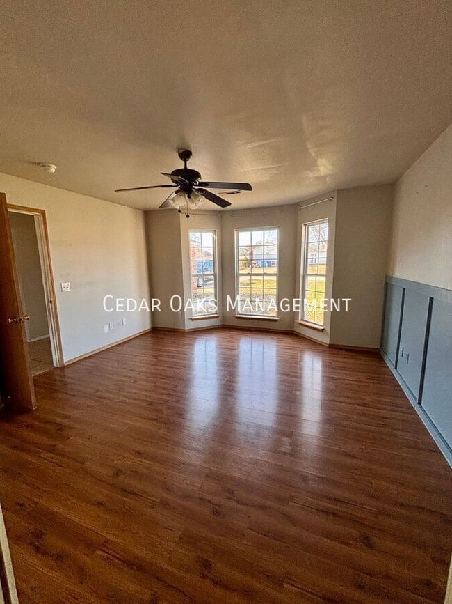 Foto del edificio - 2520 Mary Phelps Dr