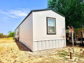 Building Photo - 3603 Cielo Dr