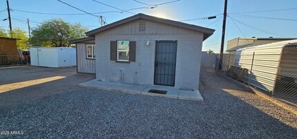 Building Photo - 574 S Park St