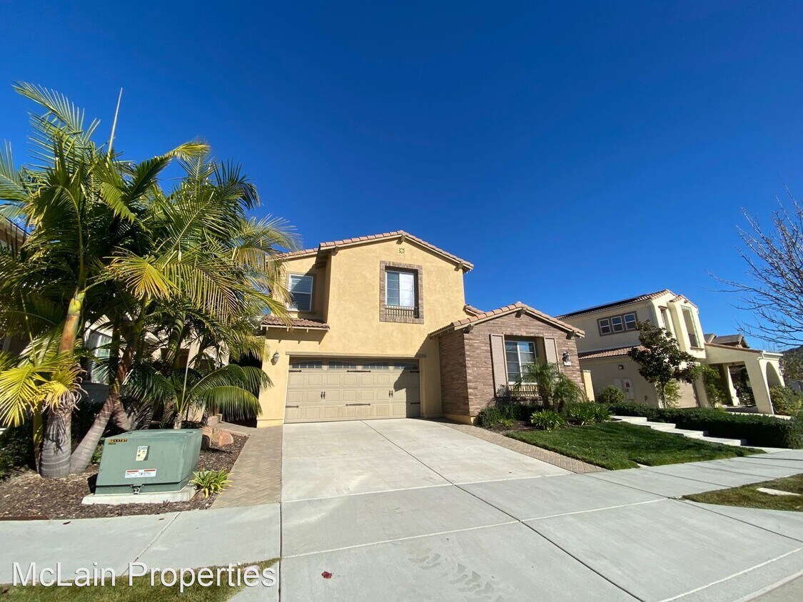 Primary Photo - 5 br, 3.5 bath House - 3710 Bergen Peak Pl