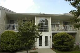 Primary Photo - 2 Spruce Terrace