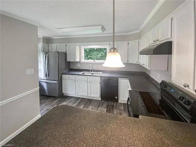 Foto del edificio - 173 Ginny Ln