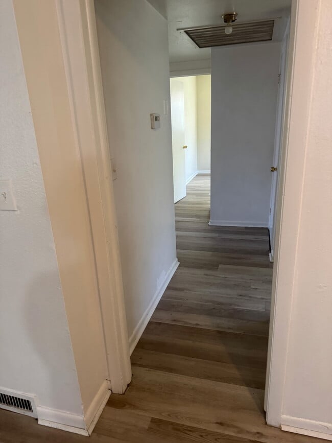 Building Photo - 4839 Rochdale Rd