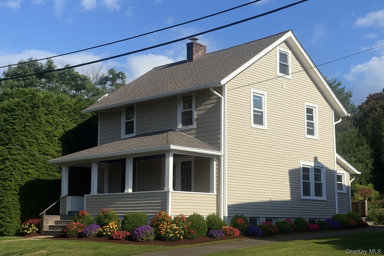 Primary Photo - 155 Clinton St