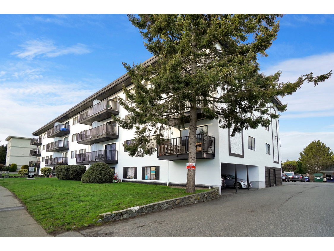 Blue Cedar Apartments Apartments 820 Craigflower Rd Victoria, BC