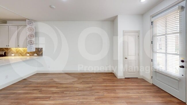 Building Photo - 12926 Leopold Trl
