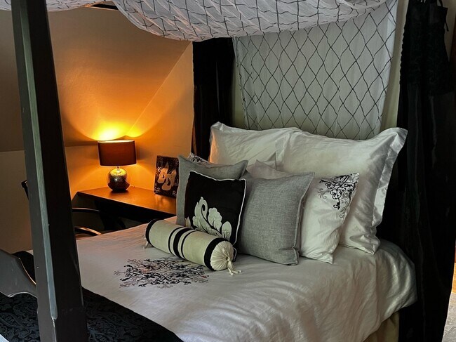 Photo du bâtiment - 50 Dakin Dr