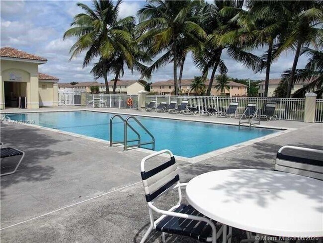 Foto del edificio - 14330 SW 121st Pl