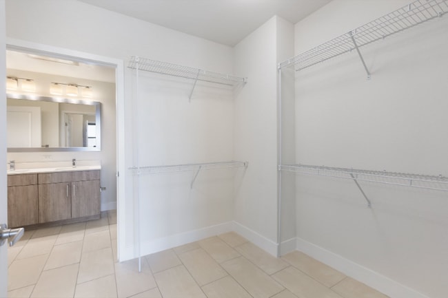 Building Photo - 2701 Biscayne Blvd