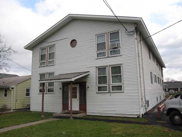 Building Photo - Edwards Apartments