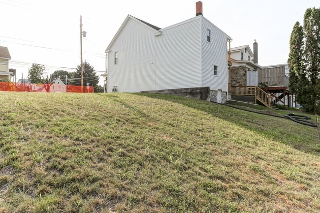 Building Photo - 175 S Enola Dr