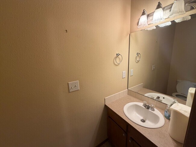 Foto del edificio - Beautiful 3 bedroom in Spanaway WA - Apply Today!