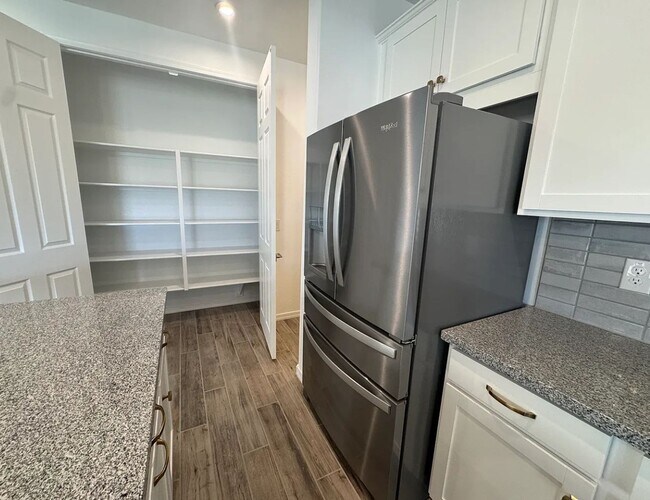 Foto del edificio - 13319 W Eagle Feather Rd