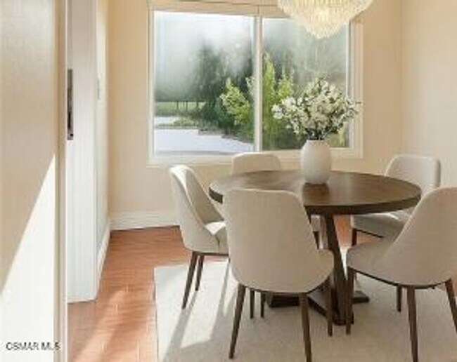 Foto del edificio - Beautiful 5-Bedroom Home in Westlake Village