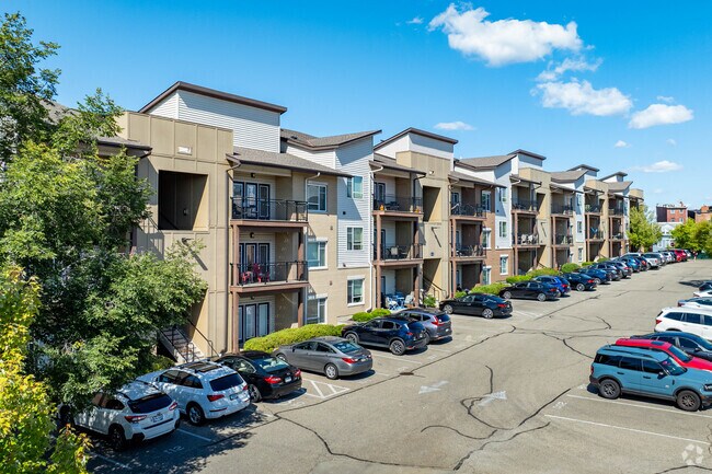 Fotografía del edificio - 65 West Apartments