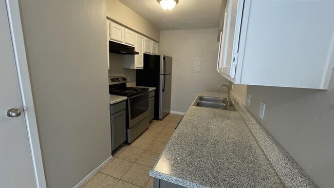 Building Photo - 7842 Bayou Forest Dr