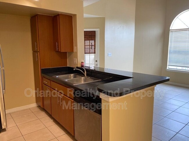 Foto del edificio - 405 Fountainhead Cir