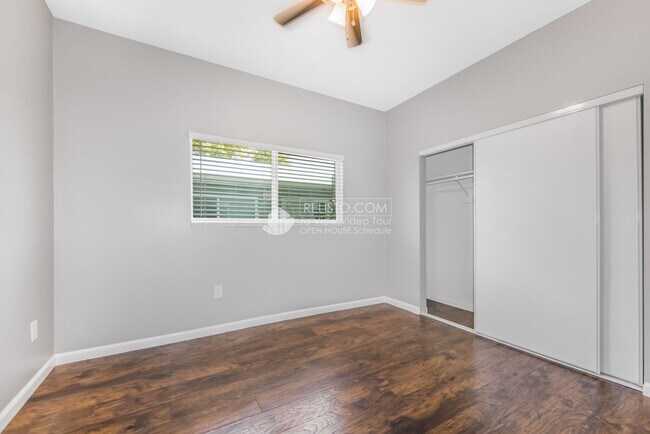 Foto del edificio - 818 27th St