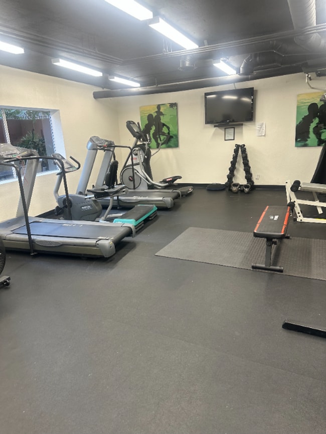 Interior Photo - MPK - The Premier on Moorpark