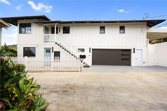 Foto del edificio - Bright & Renovated 2BD/1BA in Wilhelmina Rise – Move-In Ready!