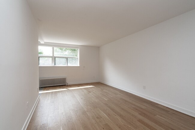 Building Photo - 56 Eccleston Drive