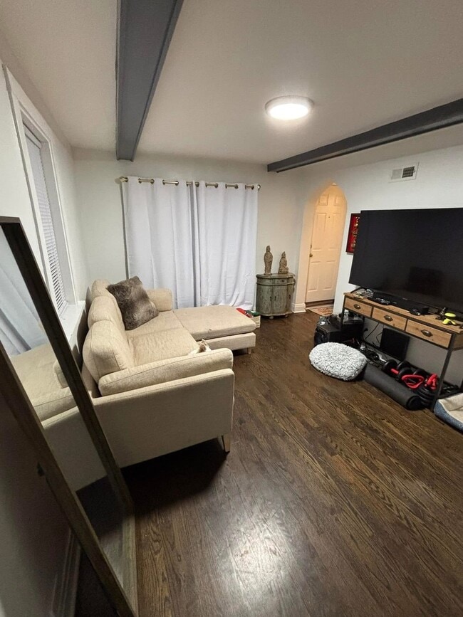 Building Photo - 3713 N Cicero Ave