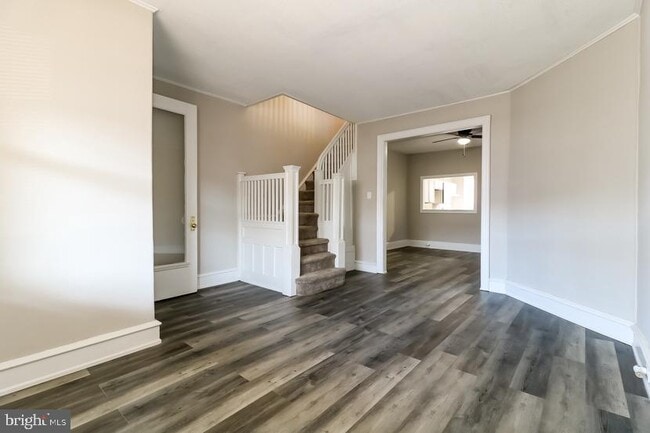 Building Photo - 2025 S 57th St